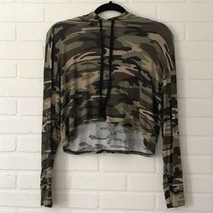 ★never worn, cute army pattern shirt★